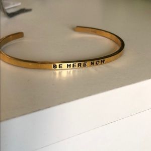 Be here now mantra band